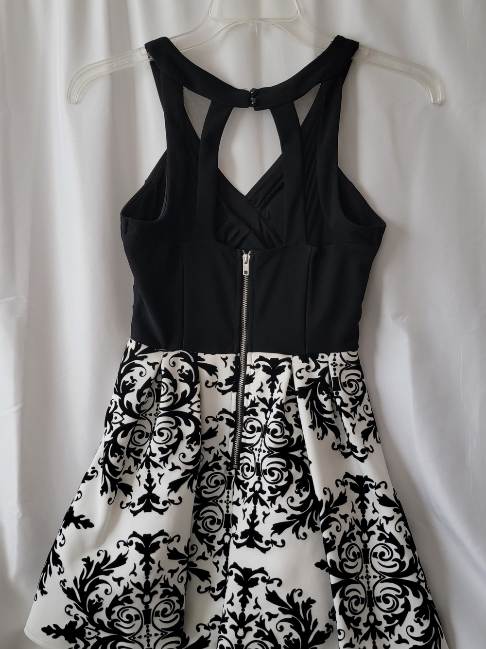 Juniors Black-and-White Patterned Skirt Formal Dress Homecoming Dress Mini - Picture 3 of 7